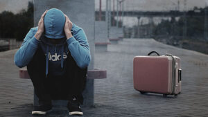 un pasajero tiene miedo a volar